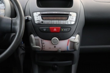 Toyota Aygo I Hatchback 3d 1.0 VVT-i 68KM 2006 Toyota Aygo 1.0 VVT-i, Klima, zdjęcie 11