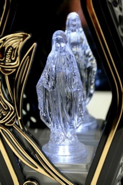 ГРАДДЛ, ФОНАРЬ, ШАПЕЛЬ, золото Ваза с каллой, современный изд. ПЛ высота 34см