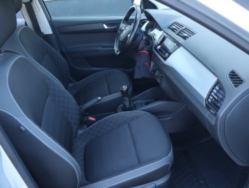Skoda Fabia III Kombi Facelifting 1.0 TSI 95KM 2021 Skoda Fabia 1.0 TSI, Salon Polska, Serwis ASO, zdjęcie 8
