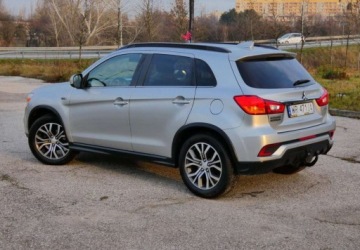 Mitsubishi ASX I SUV Facelifting 2016 1.6 117KM 2017 Mitsubishi ASX Mitsubishi ASX 1.6 ClearTec 2WD Edition 1.6 Benzyna 117KM, zdjęcie 6