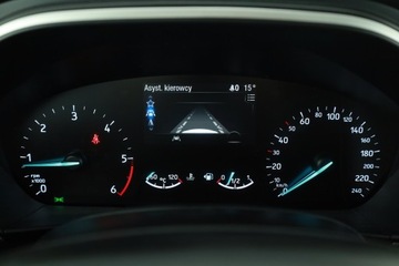 Ford Focus III Hatchback 5d facelifting 1.5 TDCi 120KM 2018 Ford Focus 1.5 EcoBlue, Salon Polska, Serwis ASO, zdjęcie 7