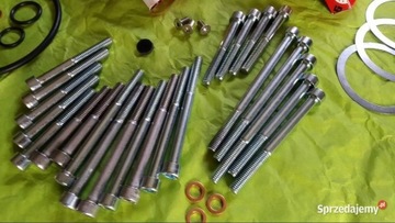 Комплект подшипников и сальников двигателя МЗ ЭТЗ 250/251/301