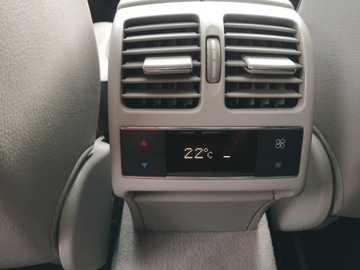 Mercedes Klasa C W204 Kombi T204 1.8 200 CGI BlueEFFICIENCY 184KM 2012 Mercedes C 200 1,8 T 184KM Klimatr Automat Nawi, zdjęcie 20