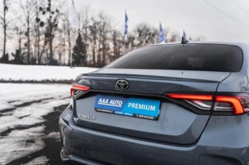 Toyota Corolla XII Sedan 1.8 Hybrid 122KM 2022 Toyota Corolla 1.8 Hybrid, Salon Polska, zdjęcie 12