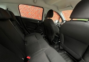 Peugeot 208 I Hatchback 3d 1.2 VTI 82KM 2014 Peugeot 208 Salon PL Czujniki Kamera niski przebieg Gwarancja w cenie Waw, zdjęcie 16