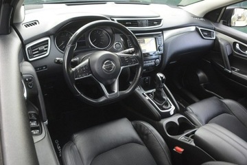 Nissan Qashqai II Crossover Facelifting 1.3 DIG-T  160KM 2019 Nissan Qashqai 1.3 DIG-T automat doinwestowany, zdjęcie 16