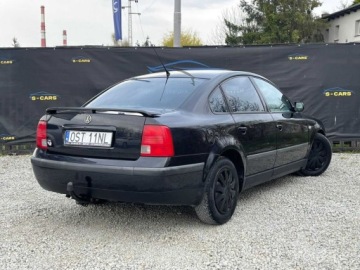Volkswagen Passat B5 Sedan 1.9 TDI 115KM 2000 Volkswagen Passat Volkswagen Passat B5 1.9 TDI OC I PRZEGLAD DO 02.27 HA, zdjęcie 3