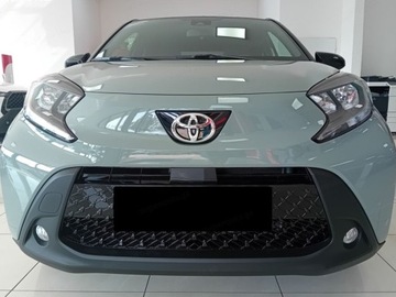 Toyota Aygo X 1.1 VVT-i 72KM 2025 Od ręki - Style 1.0 Benzyna 72KM | Tempomat adaptacyjny!, zdjęcie 1