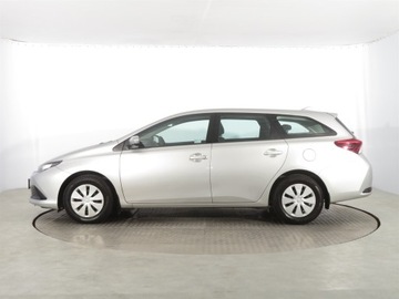 Toyota Auris II Touring Sports Facelifting 1.6 Valvematic 132KM 2018 Toyota Auris 1.6 Valvematic, Salon Polska, zdjęcie 2