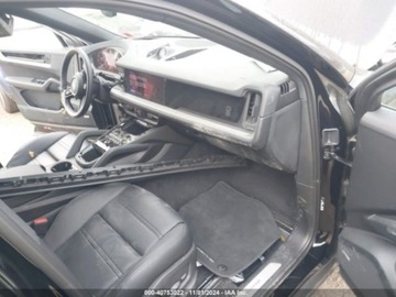 Porsche Cayenne III 2024 Porsche Cayenne Coupe, 2024r., 4x4, 3.0L 3.0 Benzyna 348KM, zdjęcie 8