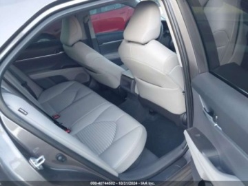 Toyota Camry IX 2023 Toyota Camry Se Hybrid, 2023r., 2.5L 2.5 Benzyna 176KM, zdjęcie 9