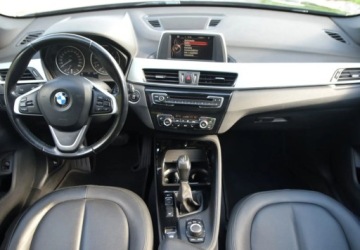 BMW X1 F48 2016 BMW X1 Benzyna Skory Podgrzewane fotele LED Automatyczna skrzynia 2.0, zdjęcie 5