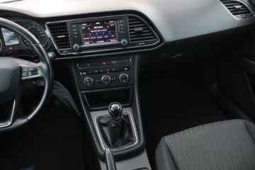 Seat Leon III ST 1.6 TDI CR 105KM 2015 Seat Leon 1.6 TDI, Klima, Klimatronic, Tempomat, zdjęcie 7
