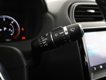 Jaguar XE Sedan 2.0 i4 180KM 2018 Jaguar XE niski przebieg skóra navi virtual, zdjęcie 32