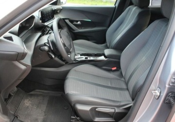 Peugeot 2008 II SUV 1.2 PureTech 130KM 2021 Peugeot 2008 Allure EAT8 Gwarancja Od RiA 1.2 Benzyna 130KM, zdjęcie 8