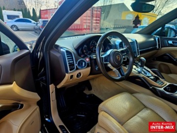Porsche Cayenne II SUV Facelifting 3.6 V6 440KM 2017 Porsche Cayenne 3.6 V8 440KM Lifting bardzo bogata wersja auto bardzo zadb, zdjęcie 9