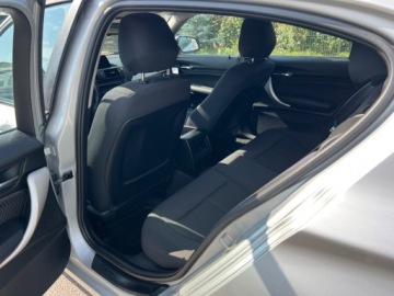 BMW Seria 1 F20-F21 Hatchback 5d 116i 136KM 2012 BMW Seria 1 KLIMATYZACJA NAWIGACJA PARKTRONIC TYL EL.SZYBY SERWISOWANA ORY, zdjęcie 5