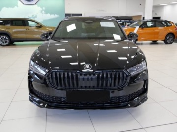 Skoda Superb IV Kombi 2.0 TSI 265KM 2026 SKODA Superb Sportline 2.0 TSI DSG 4x4 Combi 265KM 2026, zdjęcie 1