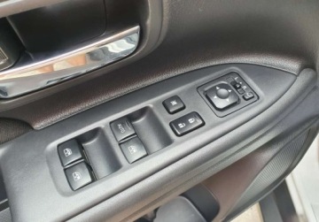 Mitsubishi Outlander III 2018 Mitsubishi Outlander 4WD Intense PLUS Kamera GetHelp 2.3 Diesel, zdjęcie 21