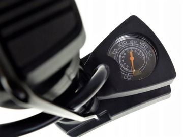 КОМПАКТНЫЙ ВЕЛОСИПЕДНЫЙ НАСОС НА НОЖАХ С МАНОМЕТРОМ