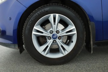 Ford Focus III Hatchback 5d facelifting 1.0 EcoBoost 100KM 2014 Ford Focus 1.0 EcoBoost, Salon Polska, Klima, zdjęcie 16