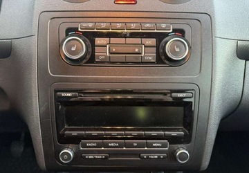 Volkswagen Caddy III Kombi Facelifting 2.0 EcoFuel 109KM 2014 Volkswagen Caddy 2.0 MPI 109 KM MAXI 7 osobowy 2.0 Benzyna 109KM, zdjęcie 17