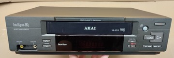 Видеомагнитофон AKAI VS-J218, ПОЛЬСКОЕ МЕНЮ, ОТЛИЧНОЕ СОСТОЯНИЕ, оригинальный пульт!