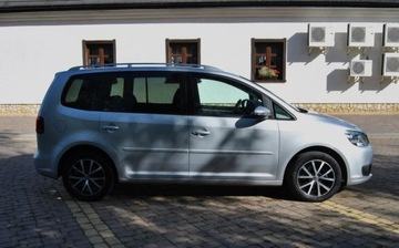 Volkswagen Touran II 1.6 TDI 105KM 2011 Volkswagen Touran GWARANCJA, 1.6 TDI, Automat DSG, 7-Osobowy, Ladnie utrzy, zdjęcie 16