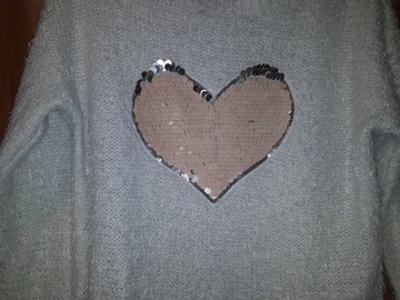 свитер с пайетками, размер 38