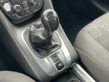 Opel Meriva II Mikrovan 1.4 Turbo ECOTEC 120KM 2011 Opel Meriva 1.4 120KM 2011r. klimatyzacja, zdjęcie 13