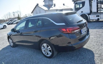 Opel Astra K Sports Tourer 1.6 CDTI 110KM 2016 Opel Astra 1.6D Navi Kamera Grzane Fotele Nowy Rozrzad Sprowadzony 1.6, zdjęcie 12