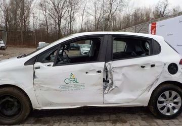 Peugeot 208 I Hatchback 5d Facelifting 1.6 BlueHDi 75KM 2017 Peugeot 208 Diesel Okazja 1.6 Diesel 75KM, zdjęcie 6