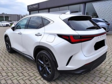 Lexus NX II SUV Facelifting 2.5 350h 200KM 2025 Od ręki - 350h Prestige 2.5 Hybrid AWD 200KM | Head-up!, zdjęcie 3
