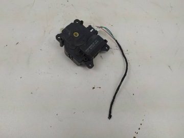 MOTOREK RADIÁTORU MAZDA 3 HB601BN8V01