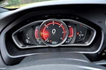Volvo V40 II Hatchback Facelifting 2.0 D2 120KM 2017 Volvo V40 2.0 D2 Lift R-Desing Full Led Navi, zdjęcie 15