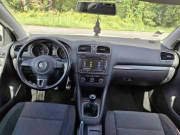 Volkswagen Golf VI Hatchback 5d 1.6 TDI-CR DPF BlueMotion 105KM 2011 Volkswagen Golf 1.6 tdi 180tys.km, zdjęcie 9