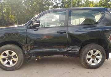 Toyota Land Cruiser VI MPV Faceliting 3.0 D-4D 190KM 2015 Toyota Land Cruiser Automat Diesel Okazja 3.0 Diesel 190KM, zdjęcie 7