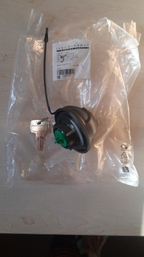 KOREK WLEWU PALIWA Z KLUCZEM IVECO DAILY (1999-2007) 2994797
