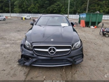 Mercedes Klasa E W213 2018 Mercedes-Benz Klasa E 2018 MERCEDES-BENZ E 400 4MATIC 3.0 Benzyna 329KM, zdjęcie 11