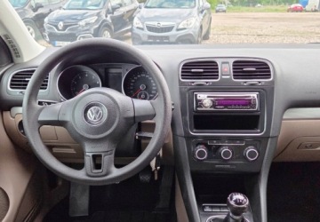 Volkswagen Golf VI Hatchback 5d 1.4 80KM 2009 Volkswagen Golf 1,4 MPI 1.4 Benzyna 80KM, zdjęcie 7