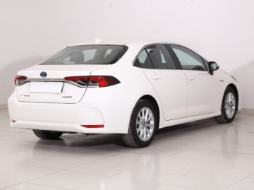 Toyota Corolla XII Sedan 1.8 Hybrid 122KM 2021 Toyota Corolla 1.8 Hybrid, Salon Polska, zdjęcie 4