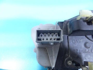 ZÁMEK PŘEDNÍ PRAVÝ PULT KALINA 04-09 EVROPA