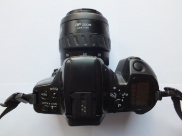 Minolta Dynax 500si + AF Zoom 35–70 мм 1:3,5–4,5