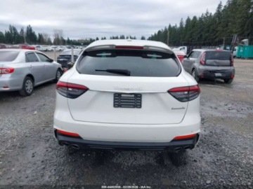 Maserati Levante 2023 Maserati Levante Modena, 2023r., 4x4, 3.0L 3.0 Benzyna 424KM, zdjęcie 7