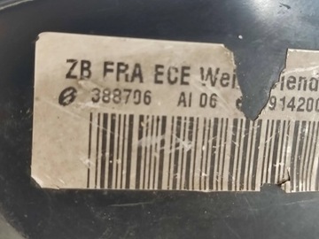 BMW 3 E46 2000 PŘEDNÍ STRANA PRAVÁ SMĚROVKA