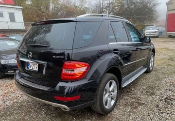 Mercedes Klasa M W164 Off-roader Facelifting 3.0 V6 (350 CDI) 231KM 2010 Mercedes-Benz ML Mercedes-Benz ML 350 CDI 4Matic 7G-TRONIC DPF 3.0 Diesel, zdjęcie 9