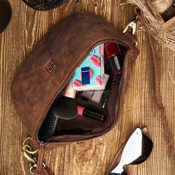 КОРИЧНЕВАЯ ВИНТАЖНАЯ КОЖАНАЯ НАСТЕННАЯ СУМКА T-36-BR