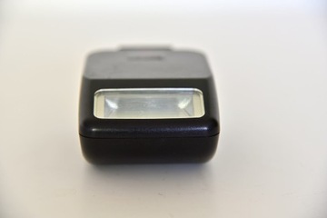 Вспышка Canon Speedlite 200E