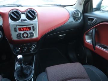 Alfa Romeo MiTo Hatchback 3d 1.4 16v 78KM 2009 Alfa Romeo MiTo 1.4 MPI, Salon Polska, Klima, zdjęcie 7