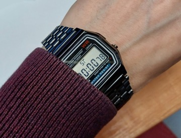 НОВЫЕ ЭЛЕКТРОННЫЕ ЧАСЫ С ЖК-дисплеем, ЧЕРНЫЕ - В СТИЛЕ РЕТРО